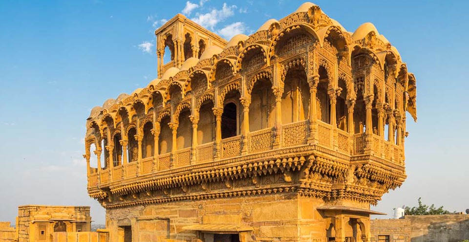 Day 05: Jodhpur - Jaisalmer (~285 Kms / 5-6 Hrs) (B, L, D)